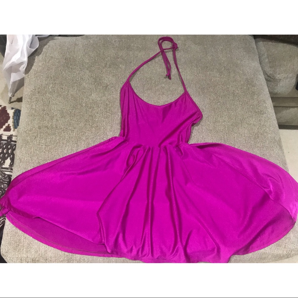 AMERICAN APPAREL - MAGENTA HALTER SKATER DRESS